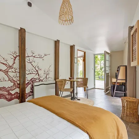 罗莉吉维尼酒店 3* Limetz