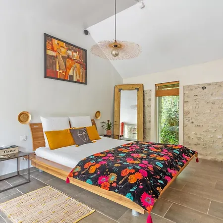 罗莉吉维尼酒店 3* Limetz