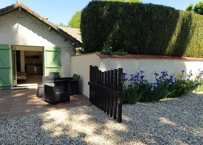 로레 드 지베흐니 3* Limetz