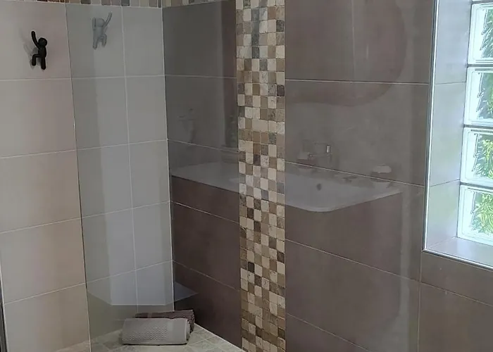 로레 드 지베흐니 B&B Limetz